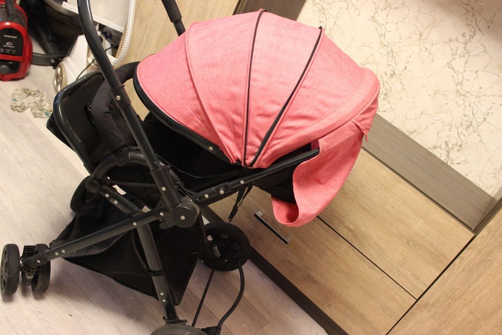 Коляска в хорошем состоянии