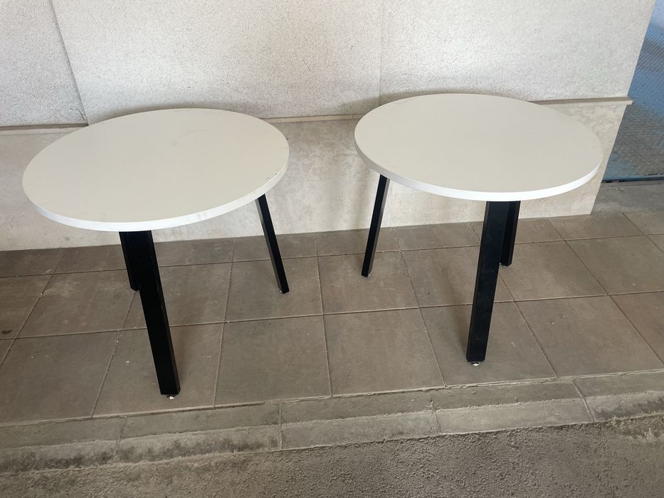 Помощни масички .