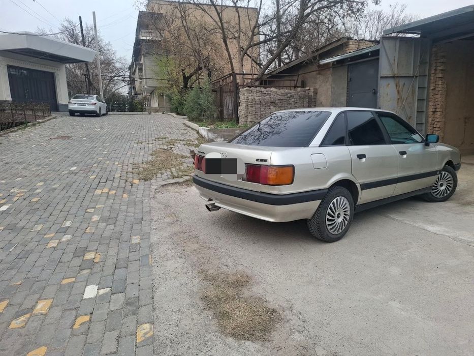 Продается свой автомобиль Audi