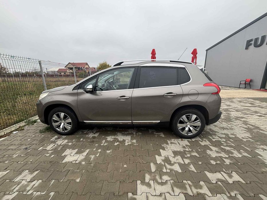 De vanzare  Peugeot 2008 e HDI, automat .