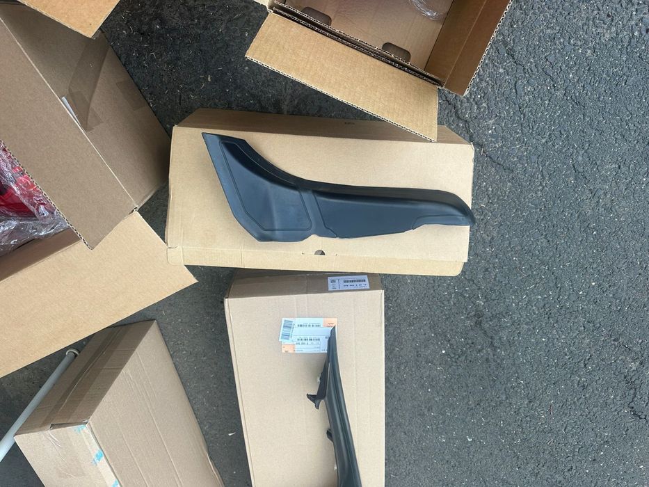 Оргинални фарове за BMW 5та серия седан F90