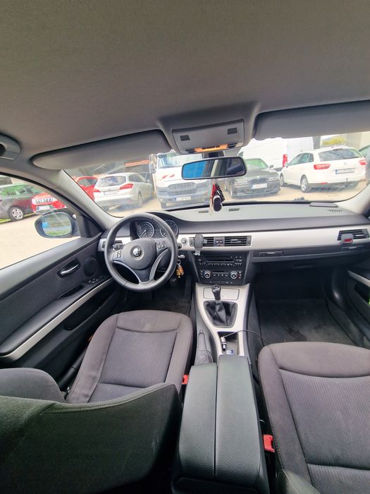 BMW Seria 3 2009 — imagine 5
