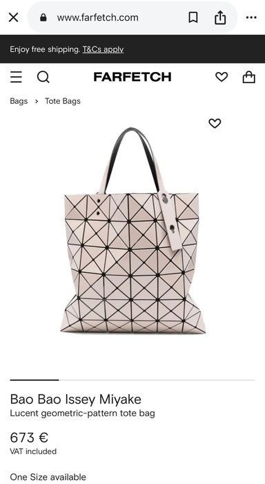 Дамска чанта на Issey Miyake