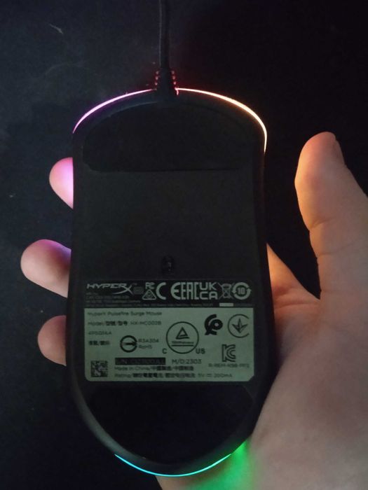 Мышка HyperX, хорошая, стоит своих денег