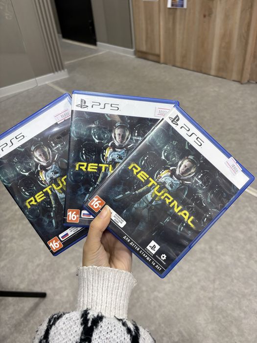 Диски Returnal на PS5 в отличном состоянии