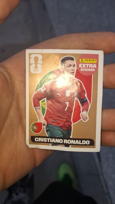 Extra sticker gold cu Ronaldo