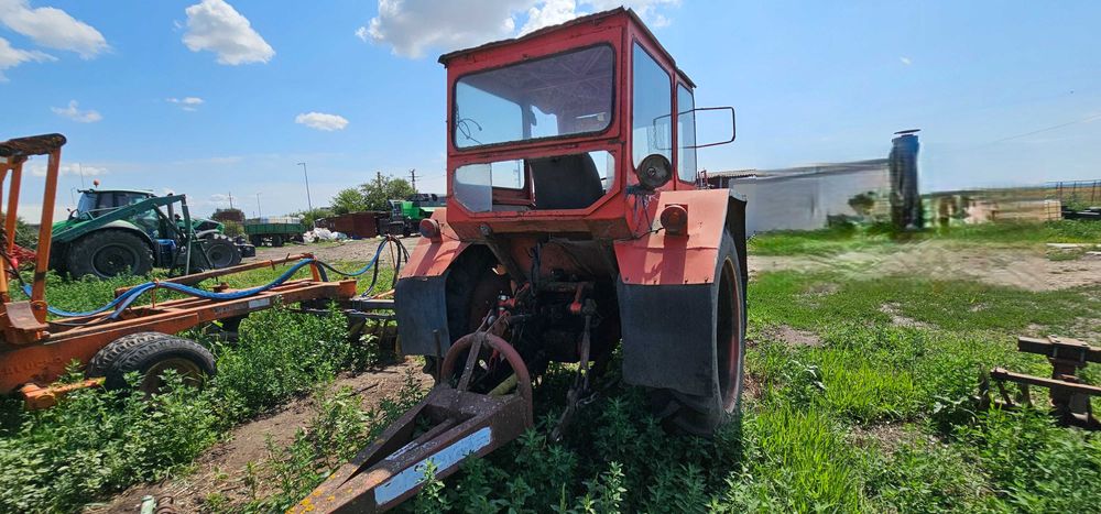 Tractor U650 - 65 CP