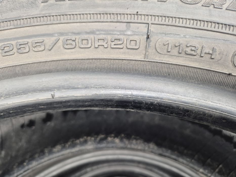 255 60 20 Anvelope All Terrain  Goodyear Dot 44.22