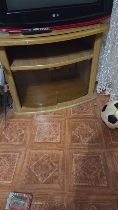 Тумба под телевизор