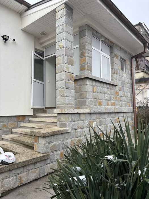 Продава се Къща в София, Белите брези - 150 кв.м за 1400 €/кв.м - Снимка #1