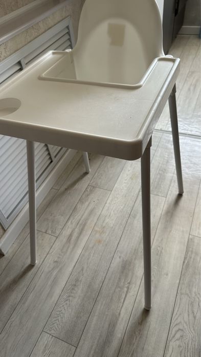 Столик для кормления