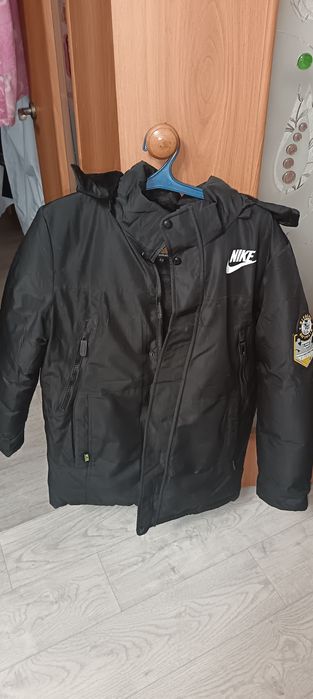 Зимняя куртка на мальчика