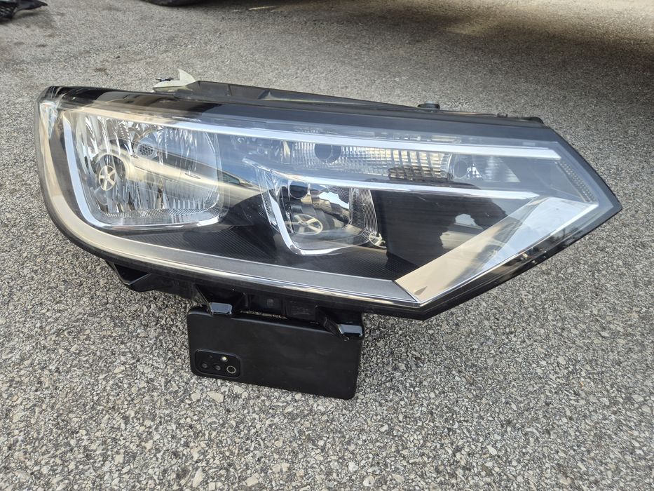 Десен фар Фолксваген Пасат Б8 фарове VW Passat B8