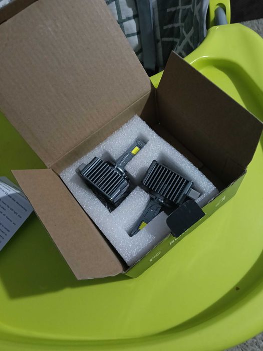 Becuri  led  D1S 6500k