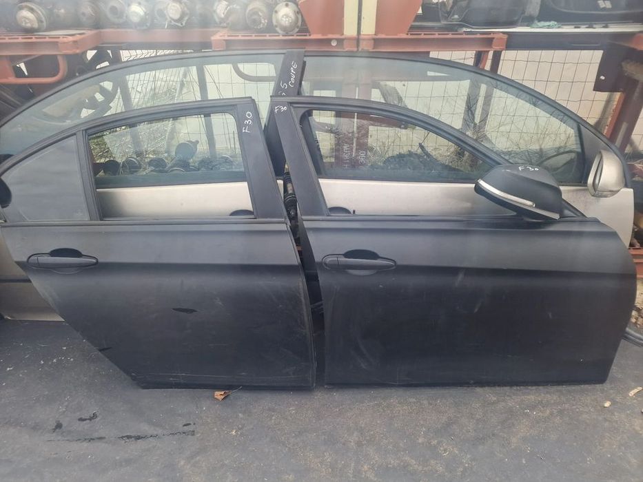 Usa/usi Bmw seria 3 F30 negru mat