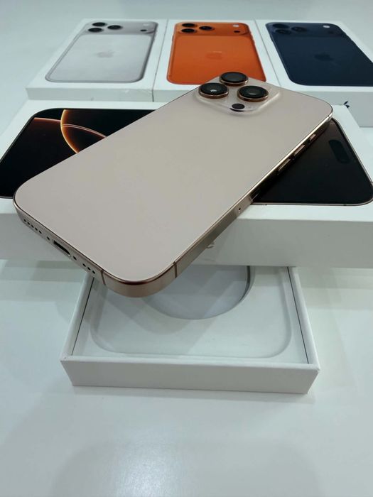 iPhone 16 Pro Max 256GB Gold