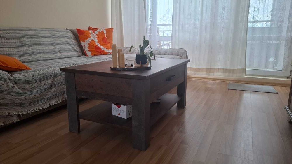 Холна маса с рафт