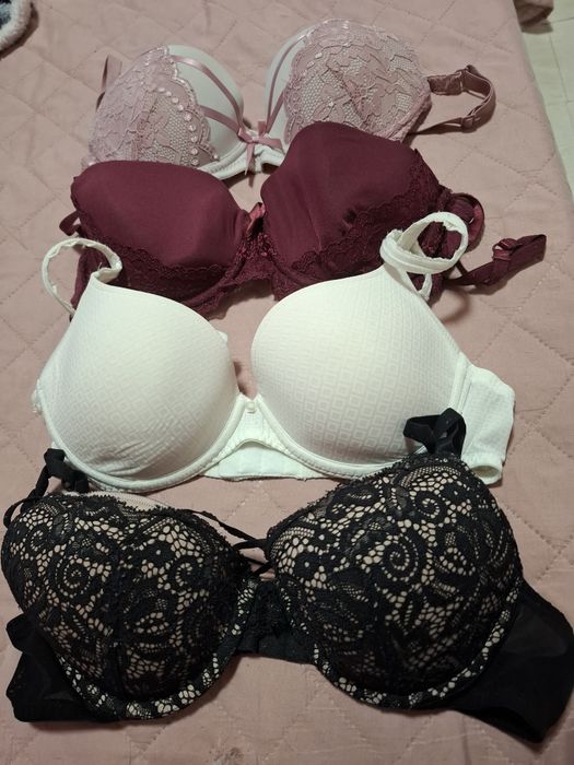 Продавам сутиени 75б