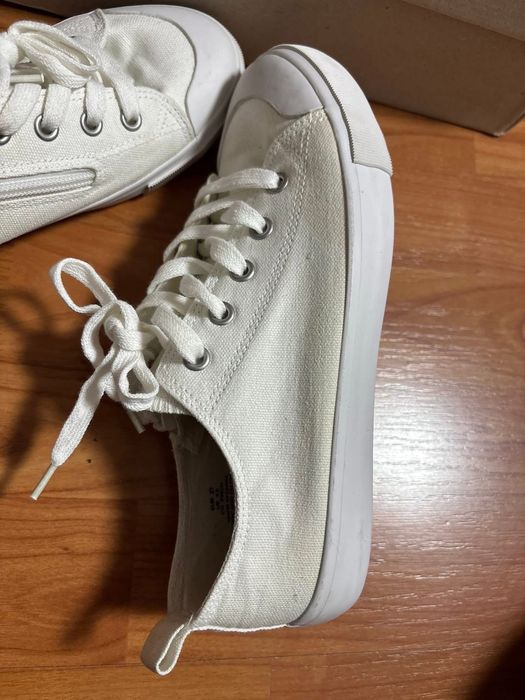 Tenisi albi H&M masura 37