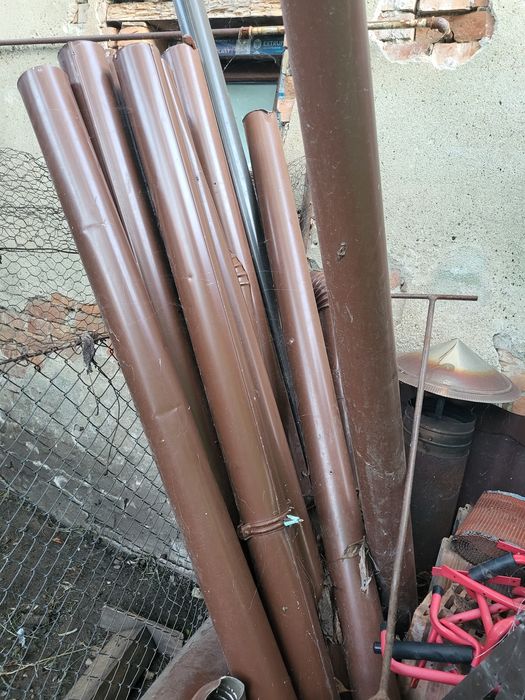 Materiale constructii ( caramida, cos fum, burlane)