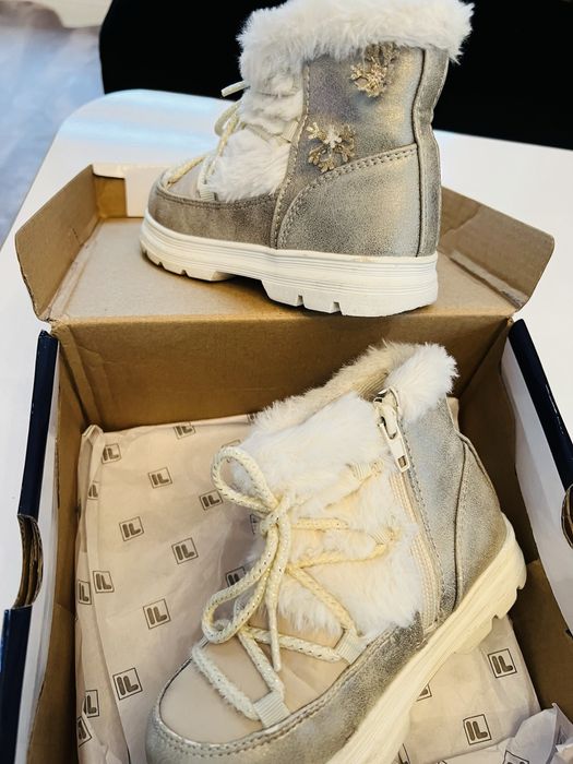 Детски маратонки, ръкавици , сандали new balance, nike