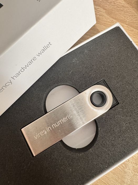 Portofel electronic Ledger NanoS