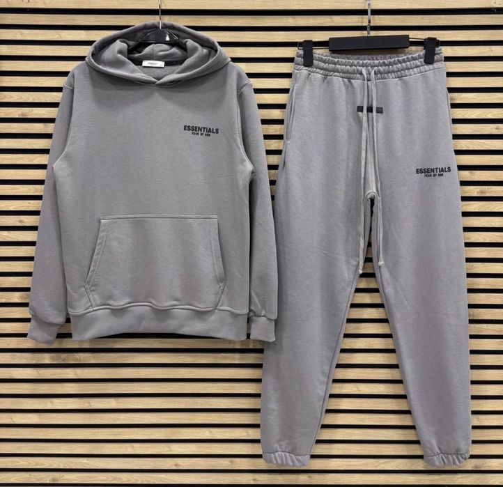 Compleu Essentials Grii Calitate Premium (S M L XL)