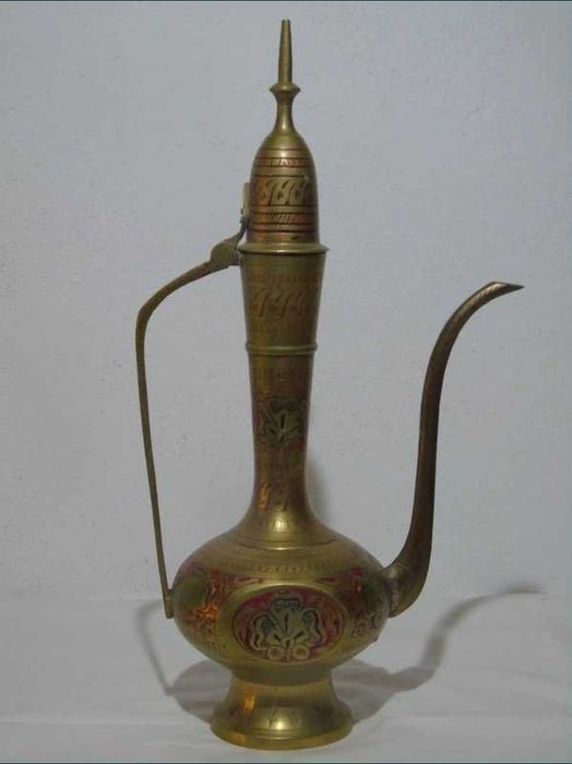 Carafă  Vintage din alamă India