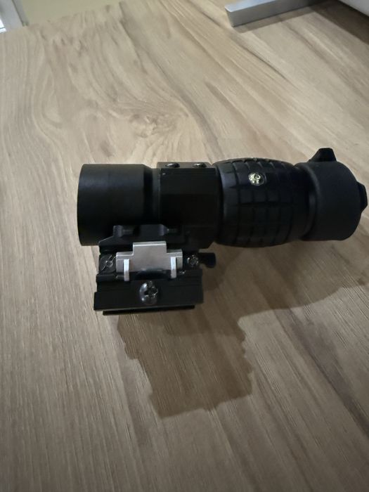 Airsoft Magnifier 3x със повдигач