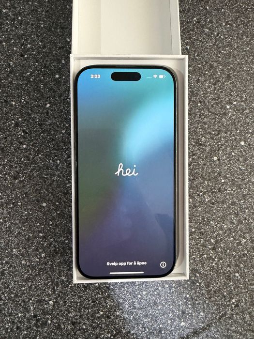 Продавам iPhone 16 Pro