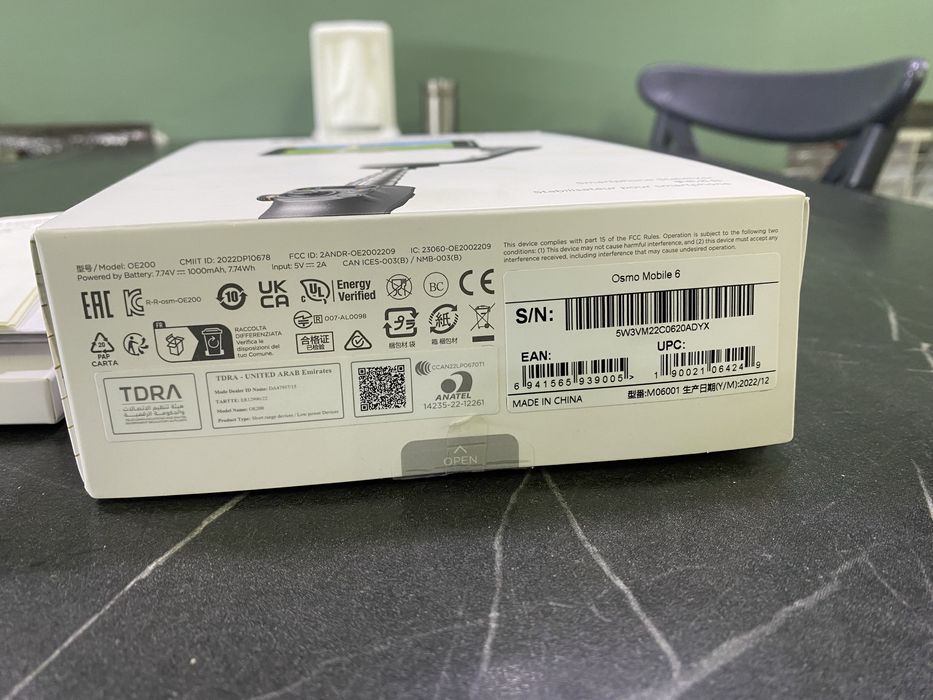 Продам стабилизатор DJI Osmo mobile 6