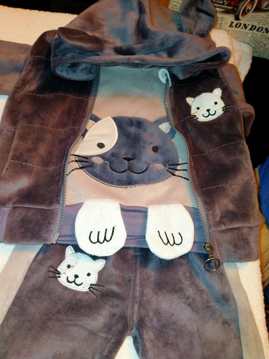 Костюм  тройка очень теплый