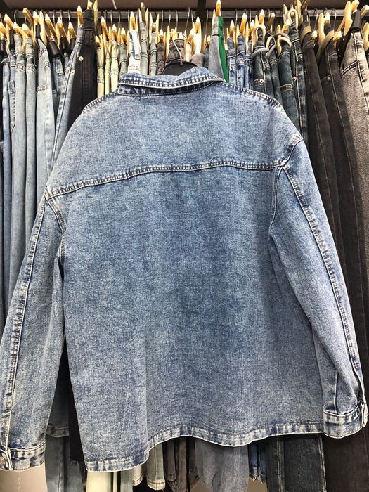 Куртка джинсовая