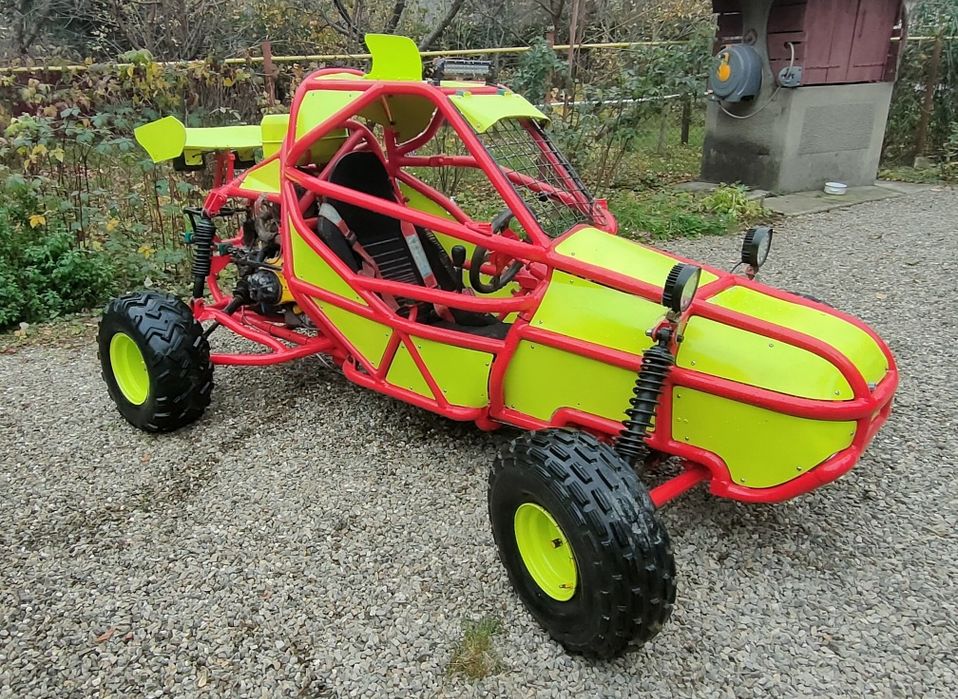 Piranha buggy fabricat în Franța