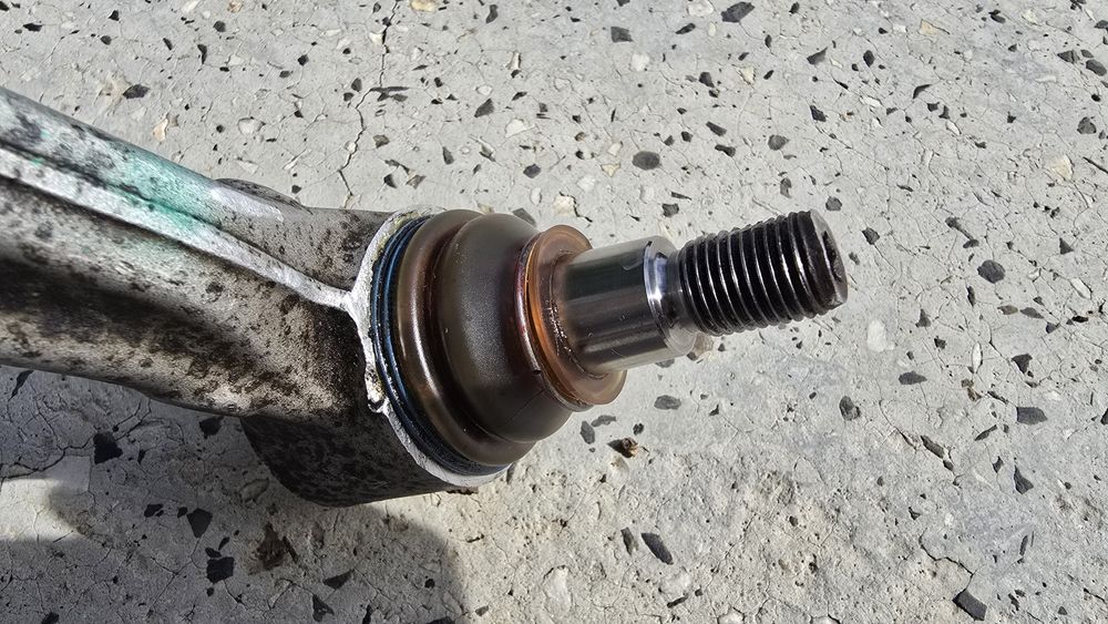 Преден носач за мерцедес W211