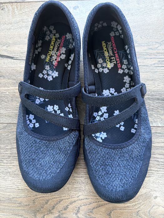 Обувки Relaxed  FIT SKECHERS.