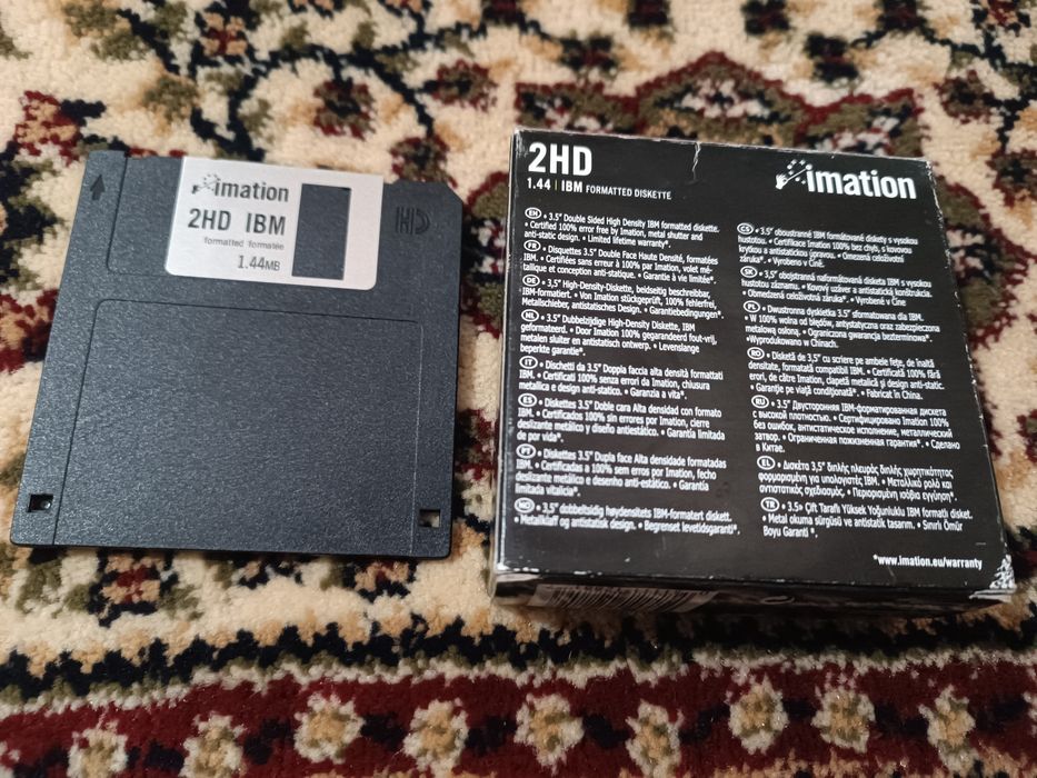 Продам дискеты на компьютер