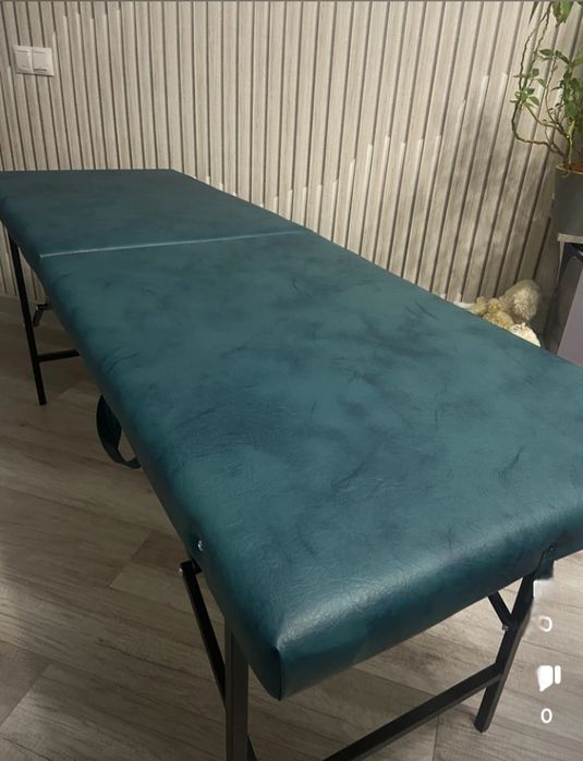 Кушетка для наращивания ресниц
косметологическая, массажный стол,
пре