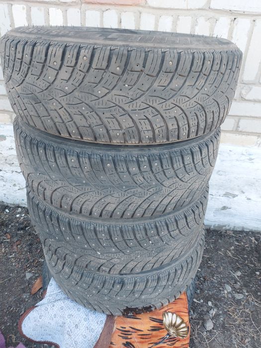 Продам зимние шины