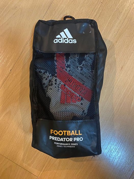 Перчатки Adidas Predator