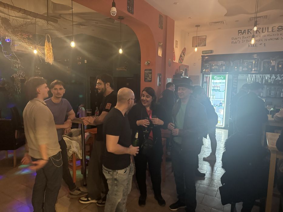 Парти зала в центъра на София , за вскякакви поводи и събития  !!! Цена 250 евро за цяла вечер включена Бира