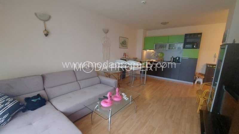 Продава се Двустаен апартамент в к.к. Слънчев бряг - 64 кв.м за 582 €/кв.м - Снимка #4