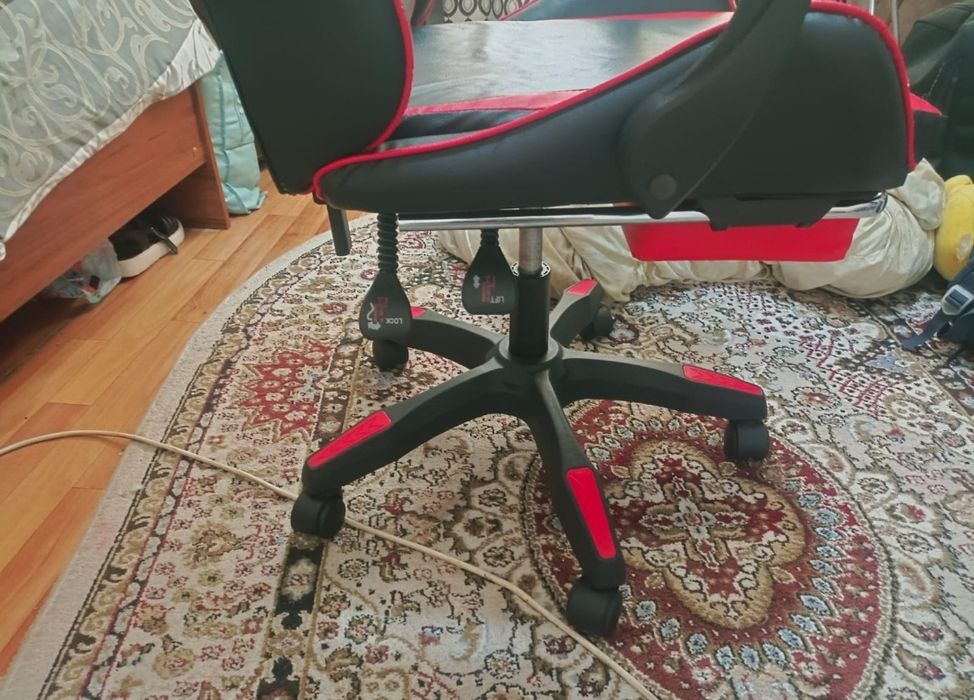 Геймерское кресло