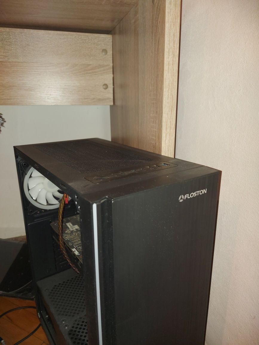 Vand Pc Cu Majoritatea Pieselor Noi Monitor Nou Ploiesti Olx Ro