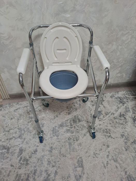 Стул-туалет, биотуалет