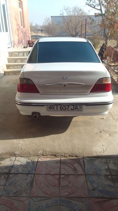 Юриб турган машина