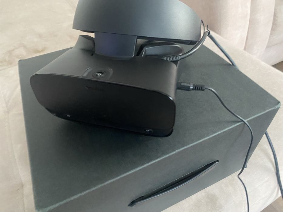 Oculus rift s полный комплект