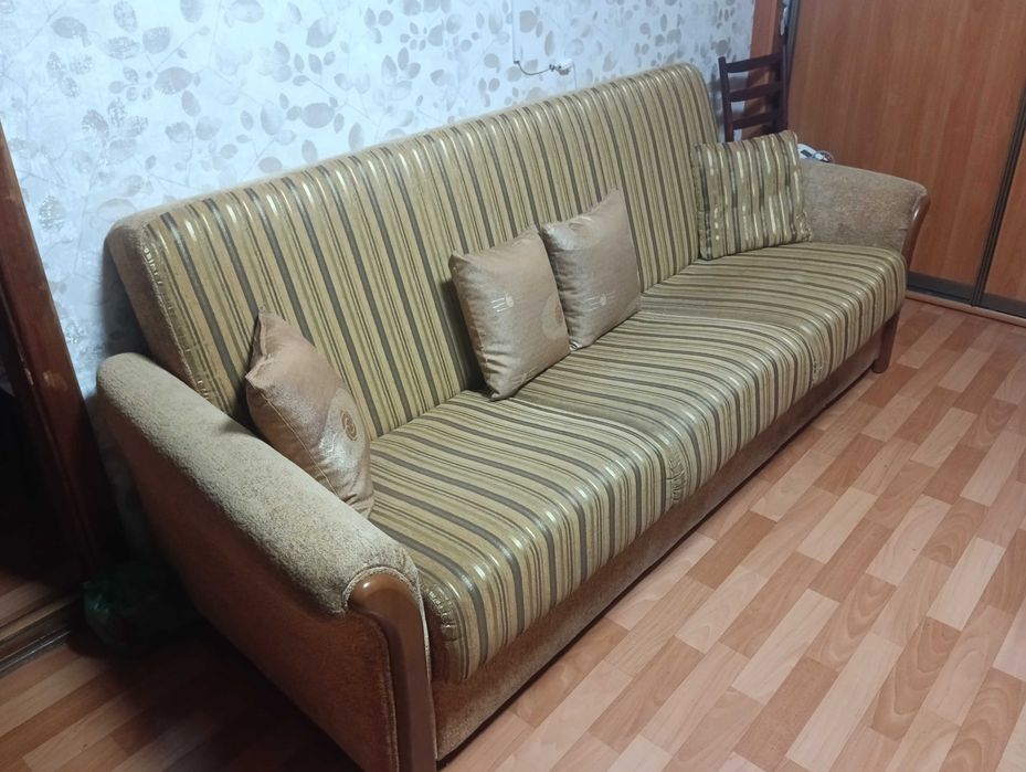 продам диван в отличном состоянии