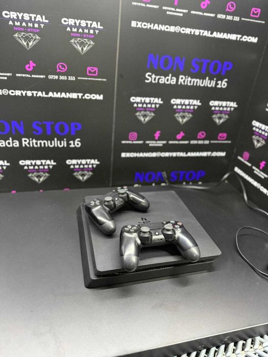 PlayStation 4 Slim 1Tb / 2 manete