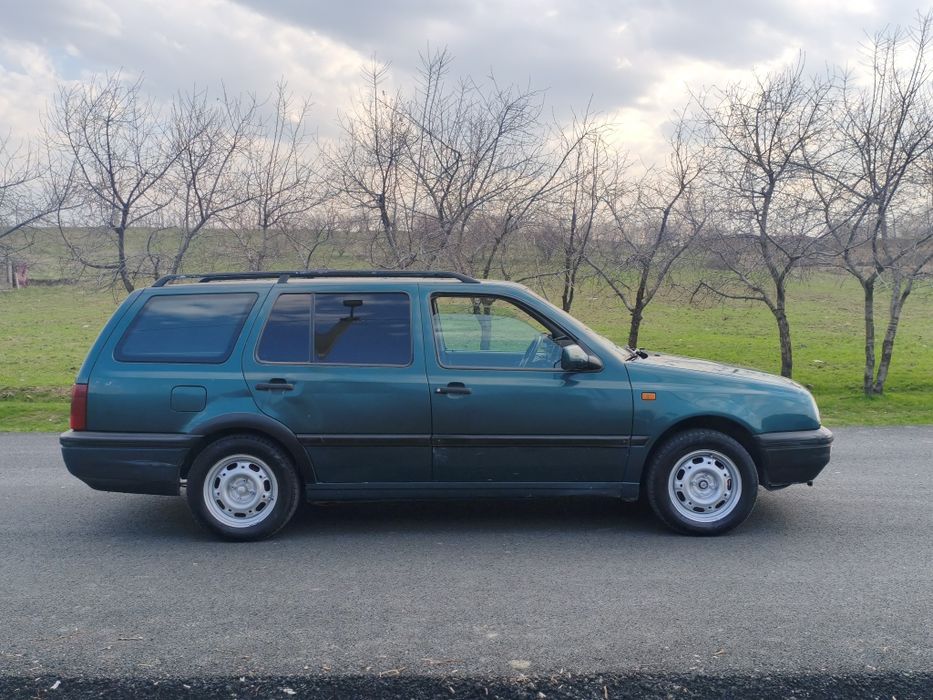 Волксваген Голф3